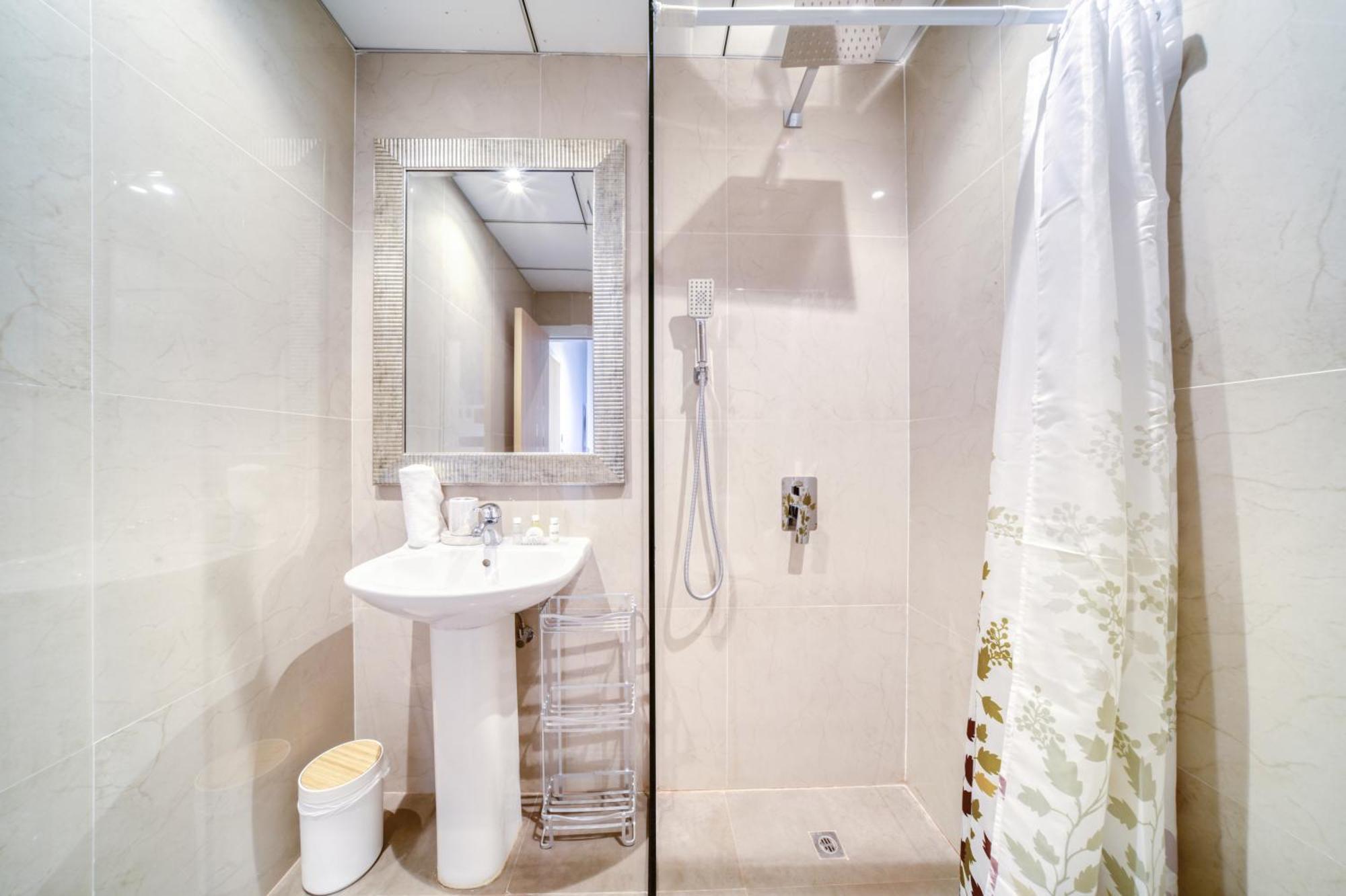 Luxurious 4 Bedroom Duplex With Terrace & Sea View ドバイ エクステリア 写真