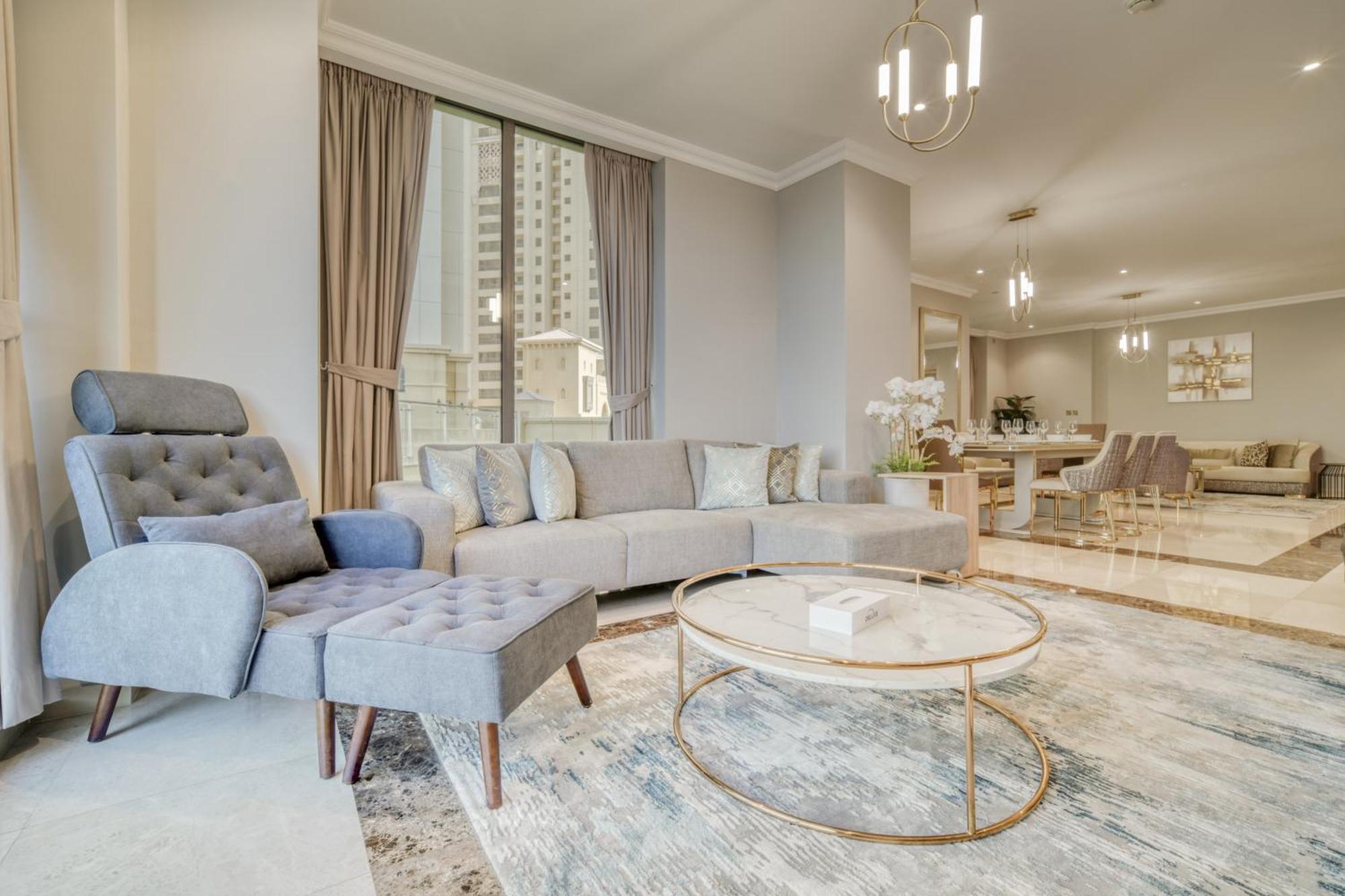 Luxurious 4 Bedroom Duplex With Terrace & Sea View ドバイ エクステリア 写真