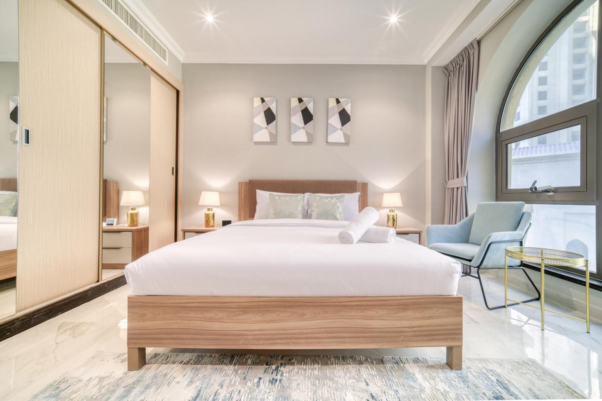 Luxurious 4 Bedroom Duplex With Terrace & Sea View ドバイ エクステリア 写真